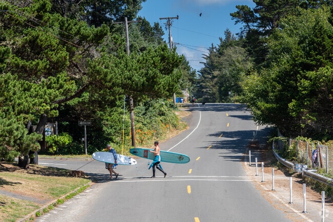 The Otter Rock neighborhood is one of the best places to surf in the Newport area.