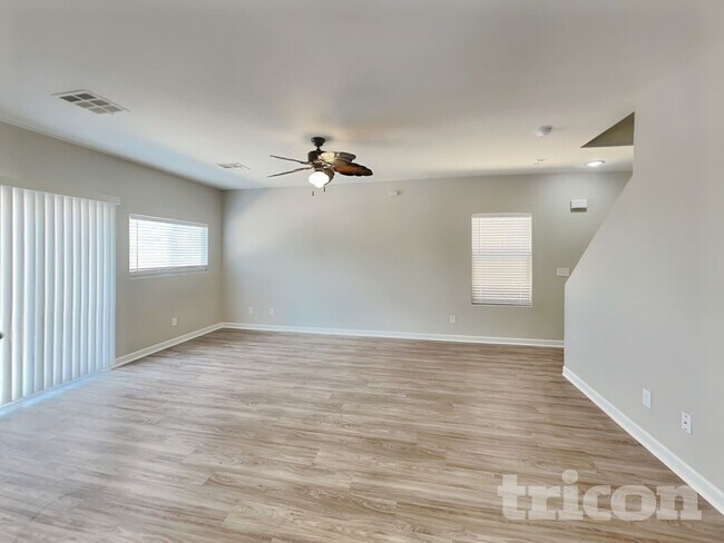 Foto del edificio - 4928 Blue Bay Ct
