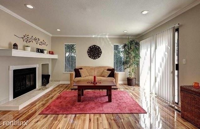 Primary Photo - 2 br, 2 bath Apartment - 38284 Redwood Ter