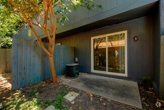 Building Photo - 3452 Willowrun Dr