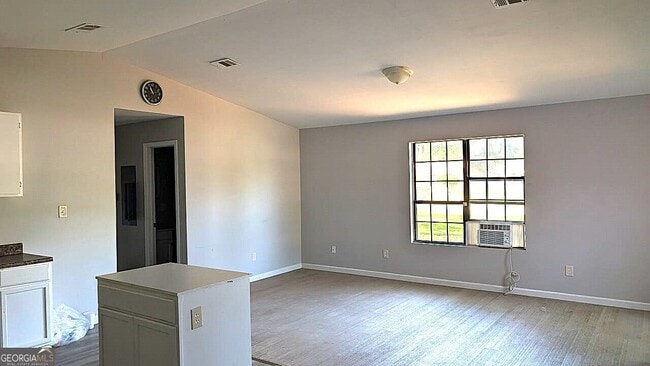 Building Photo - 100 Silas Ct