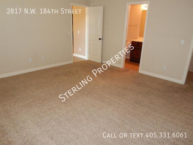 Building Photo - 2817 NW 184th St