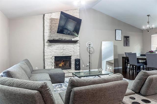 Building Photo - 991 Redcedar Way Dr