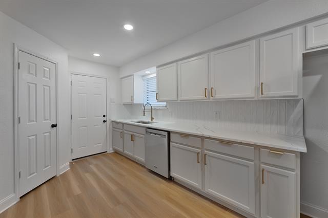Building Photo - 7609 Red Oak St