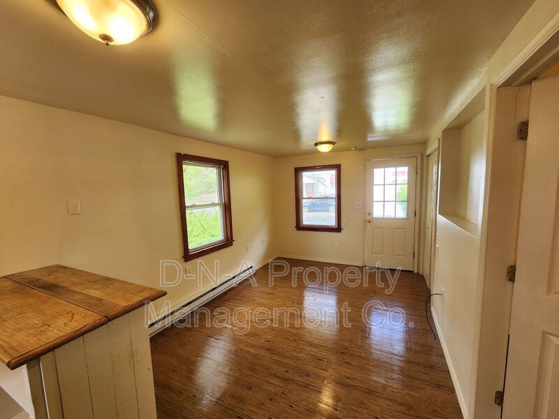 337 Copper Rd, East Stroudsburg, PA 18302 House Rental in East