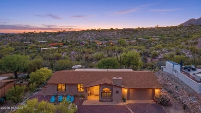 Building Photo - 6745 N Quartzite Canyon Pl