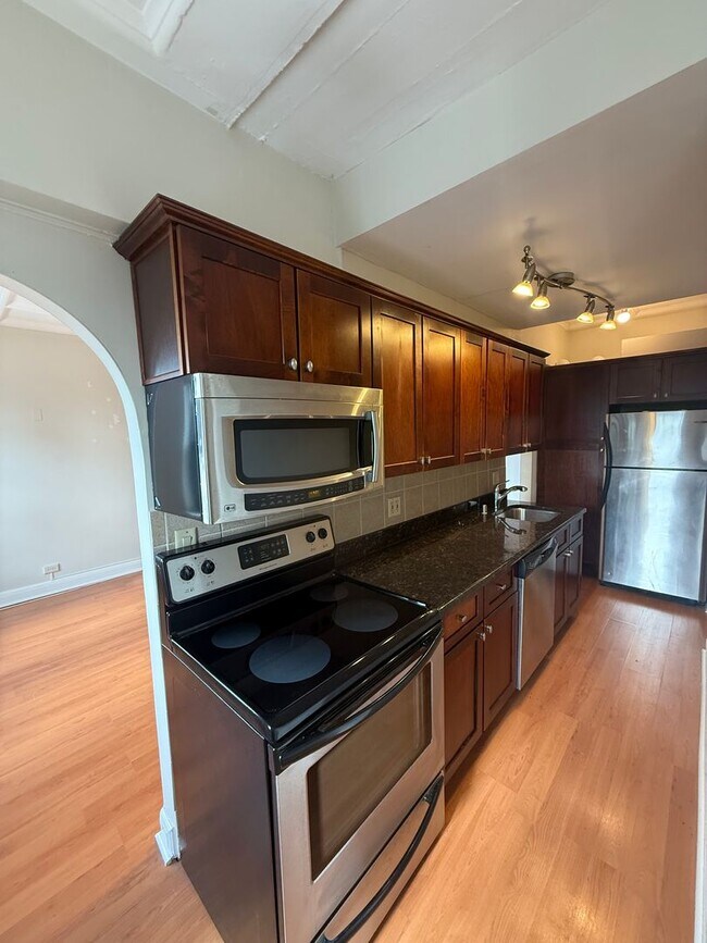 Interior Photo - The Archer