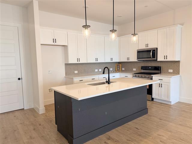 Foto del edificio - 1308 Arkansas Spgs St