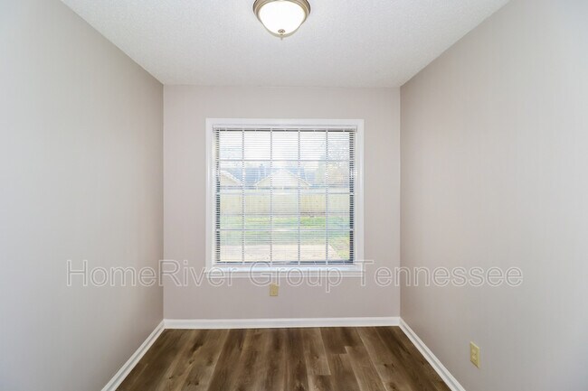 Foto del edificio - 6845 Rockingham Rd