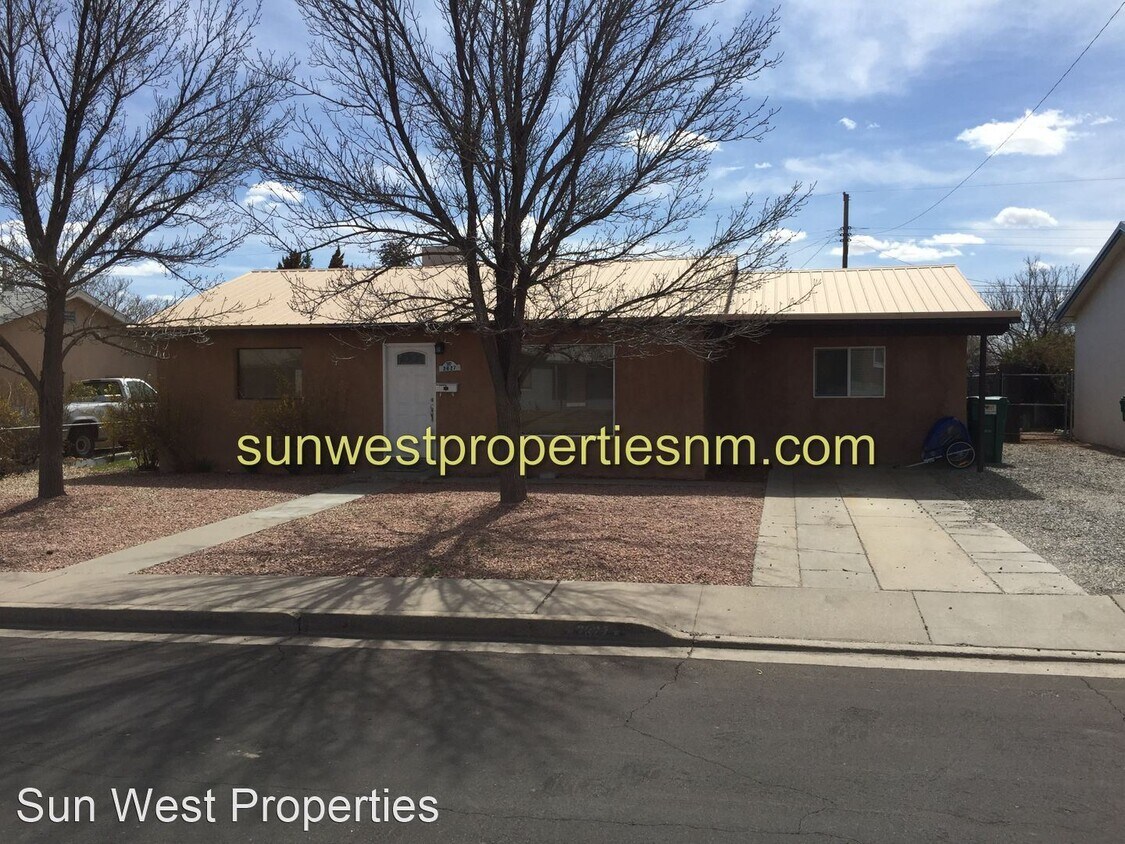 Primary Photo - 3 br, 1 bath House - 2627 Mossman Dr.