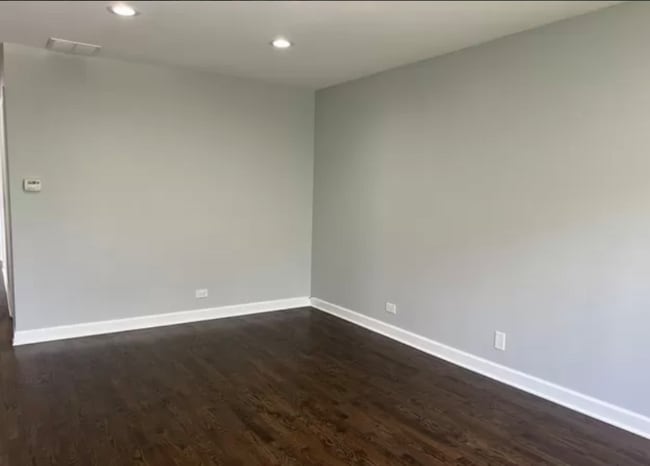 Building Photo - 2817 N Avers Ave