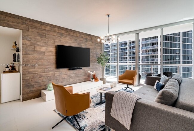 Foto del edificio - 475 Brickell Ave