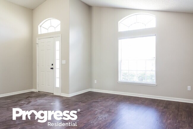 Foto del edificio - 4240 Forest Island Dr