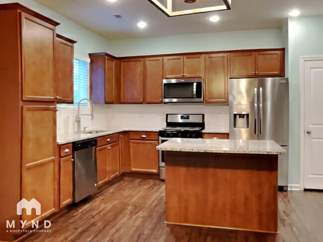 Building Photo - 2101 Attend Xing