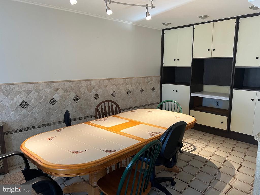 Foto principal - 2724 Rhawn St