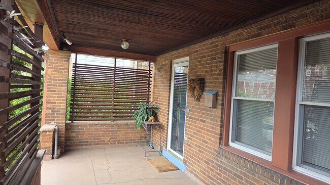 Foto del edificio - 1233 Brookline Blvd