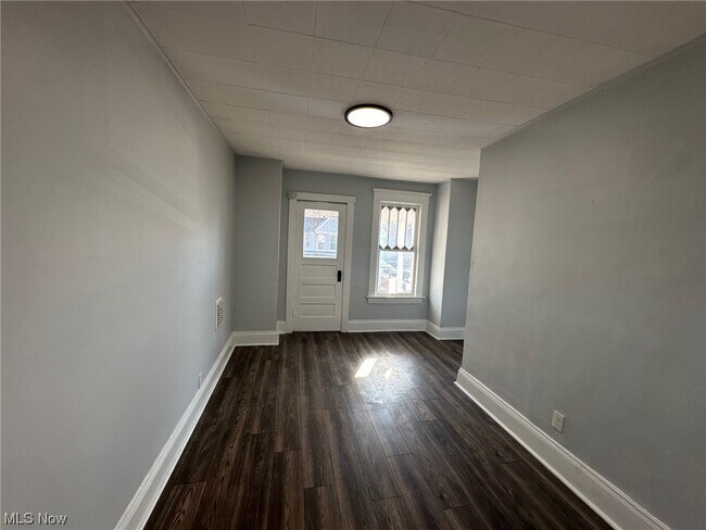 Building Photo - 7705 Sagamore Ave