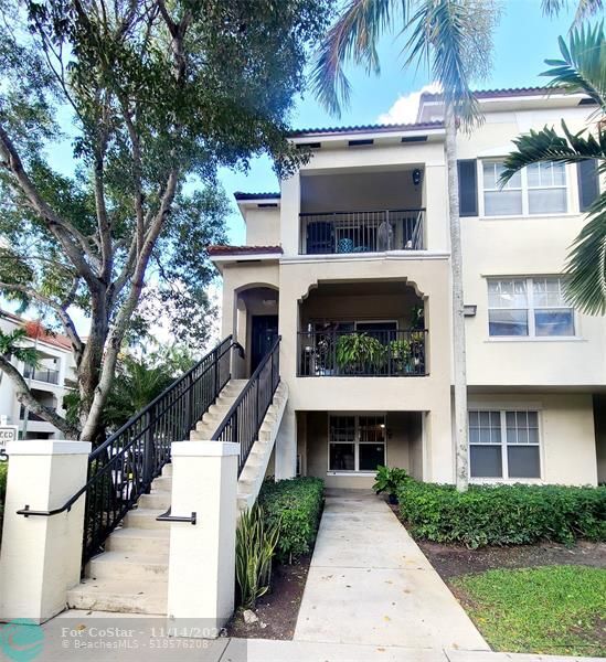 Foto del edificio - 5940 W Sample Rd