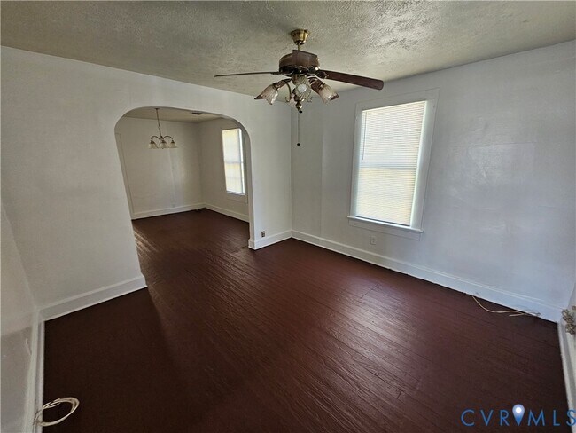 Building Photo - 2808 Turner Rd