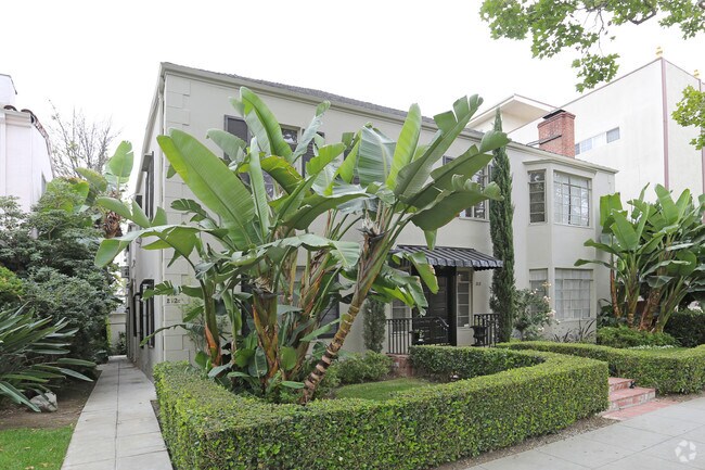 Foto del edificio - 212 S Rexford Dr