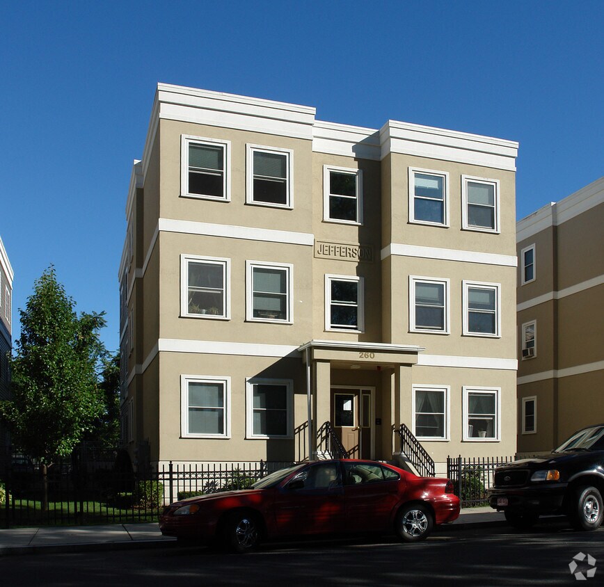 Jefferson Apartments in Springfield, MA