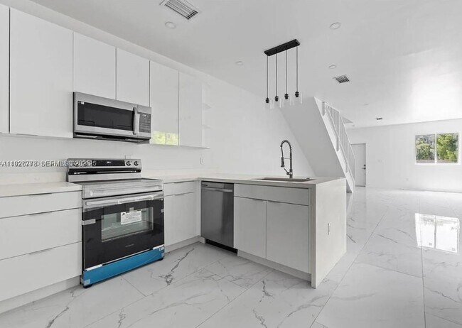 Foto del edificio - 2145 NW 4th St