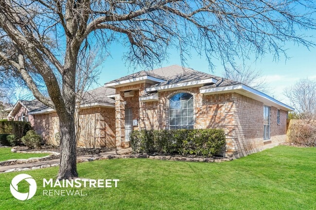 Building Photo - 1017 Glencrest Dr