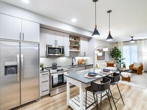 Building Photo - Modera Riverview
