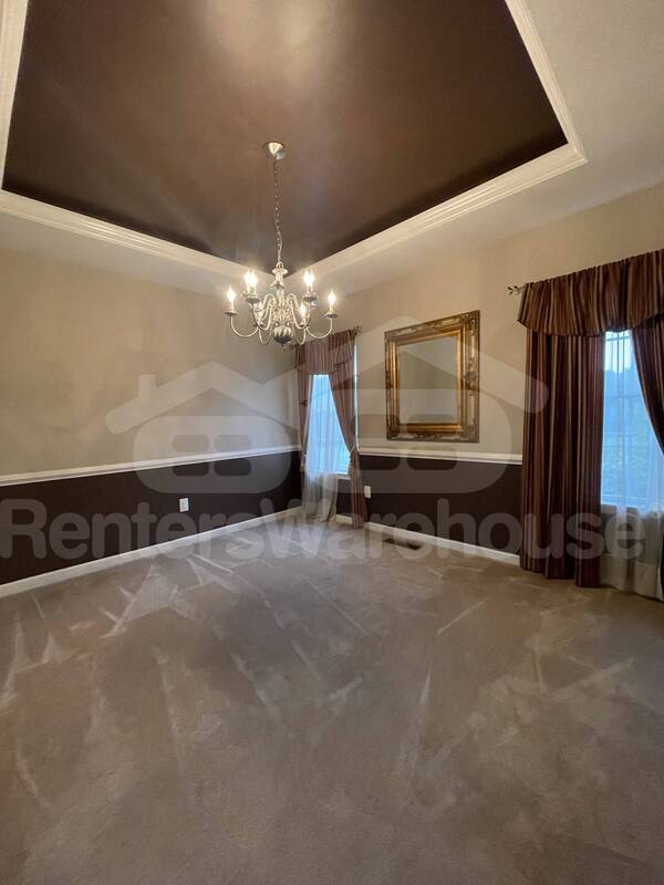 Foto del edificio - 5111 Honeybrook Way