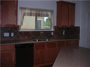 Building Photo - 309 Camperdown Elm Dr