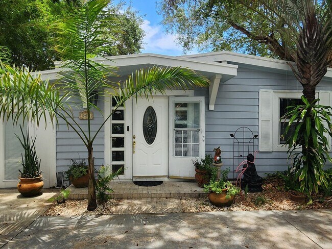 Foto del edificio - 305 S Loxahatchee Dr