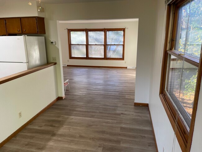 Dining room - 3209 Churchill Dr