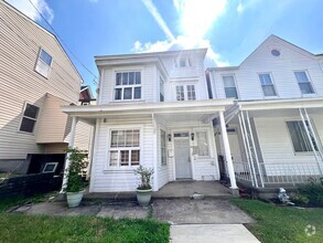 Building Photo - 25 Dilworth St