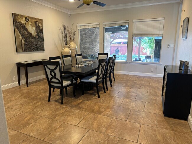 Foto del edificio - 5305 Wimberley Spring Ct