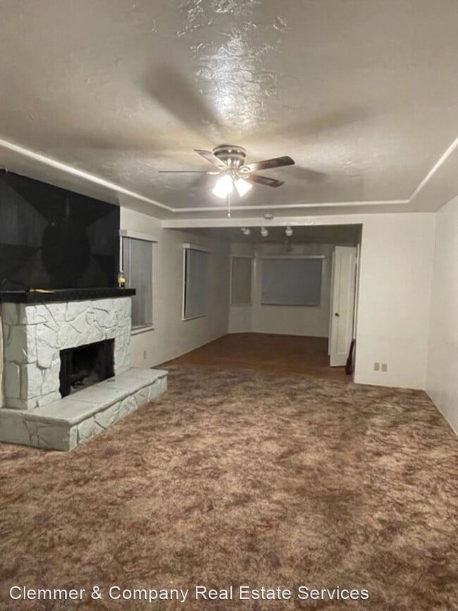 Building Photo - 3 br, 2 bath House - 3028 Alta Vista Drive