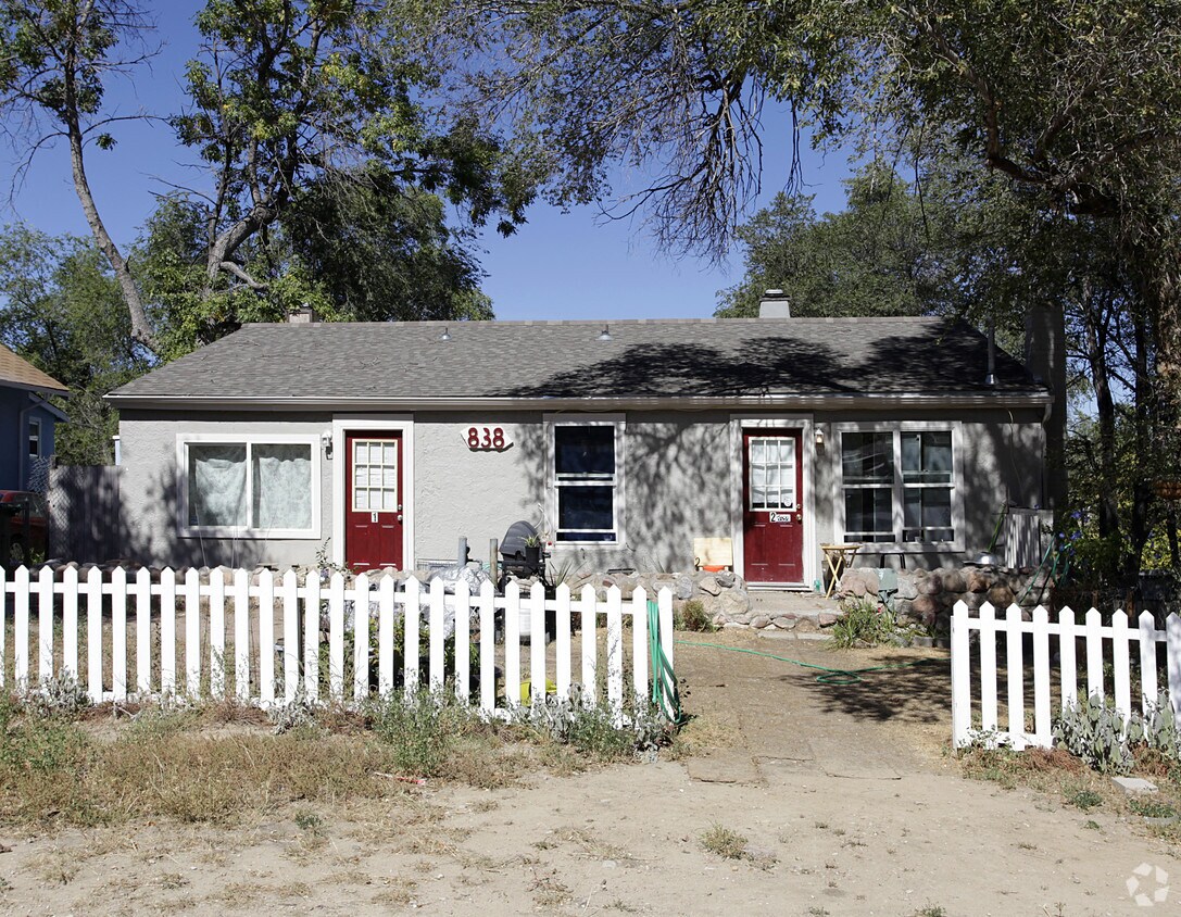 Building Photo - 838 E Vermijo Ave