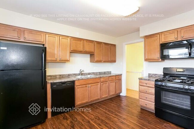 Foto del edificio - 825 W Manor Ct