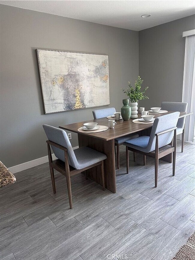 Foto del edificio - LaVeta Monterey Condominiums: Lower 1 Bedroom 1 Bath Condo