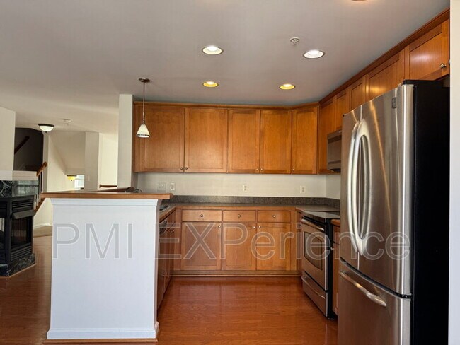 Foto del edificio - 12302 Open View Ln