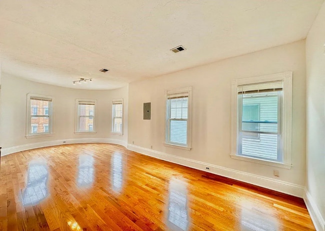 Photo - 98 Harrishof St Apartment