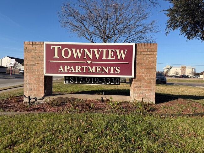 Building Photo - Townview Apartments