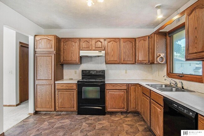 Foto del edificio - 13946 Arbor Cir