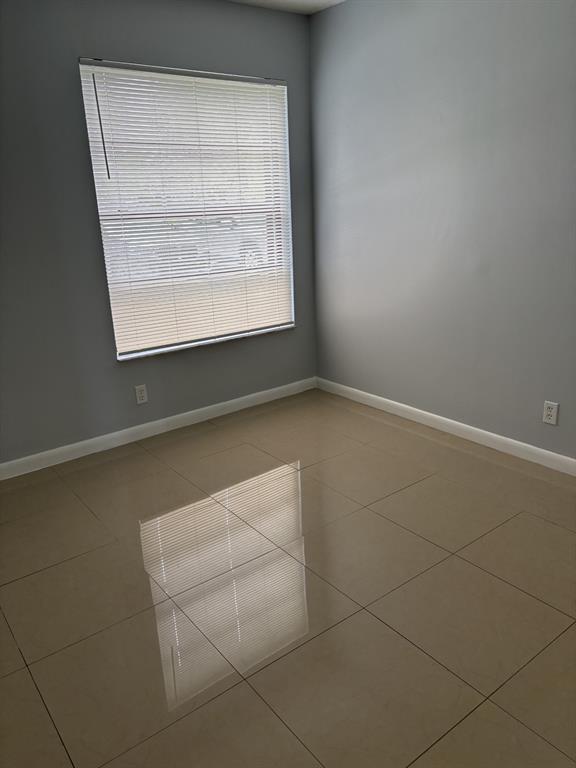 Foto del edificio - 201 Lake Pointe Dr