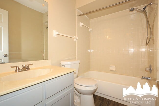 Foto del edificio - 7579 Clarkfield Pl