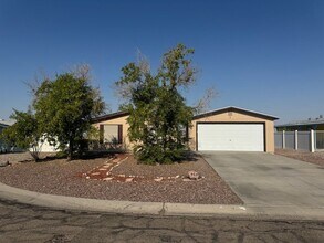 Building Photo - 4479 Lynda Cir