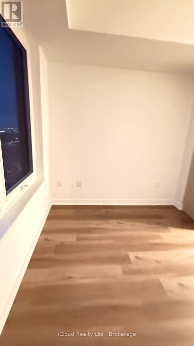 Building Photo - 395 Square One Dr