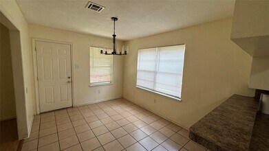 Building Photo - 2514 Rodney St