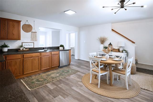 Building Photo - 4917 Captains Pl