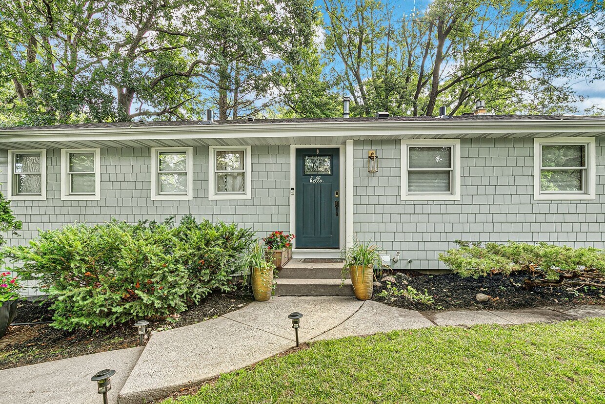 5625 Hansen Rd, Minneapolis, MN 55436 House for Rent in Minneapolis