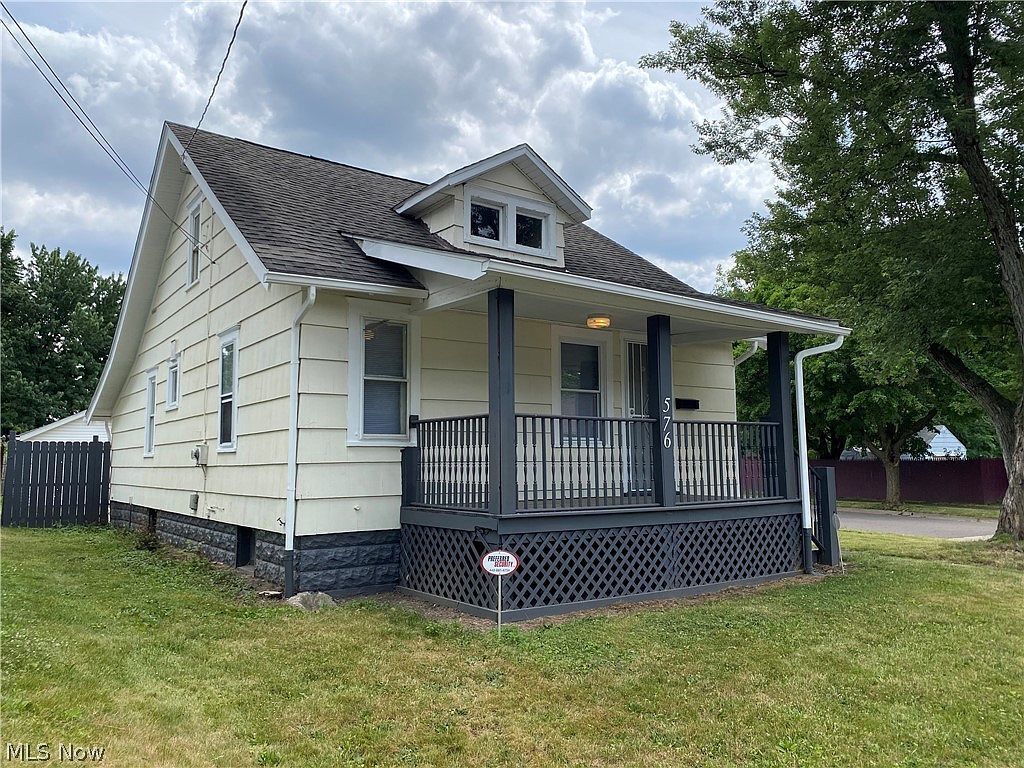 576 Cole Ave, Akron, OH 44301 House Rental in Akron, OH